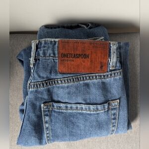 One Teaspoon Legend High Waist Mom Jeans – Size 27